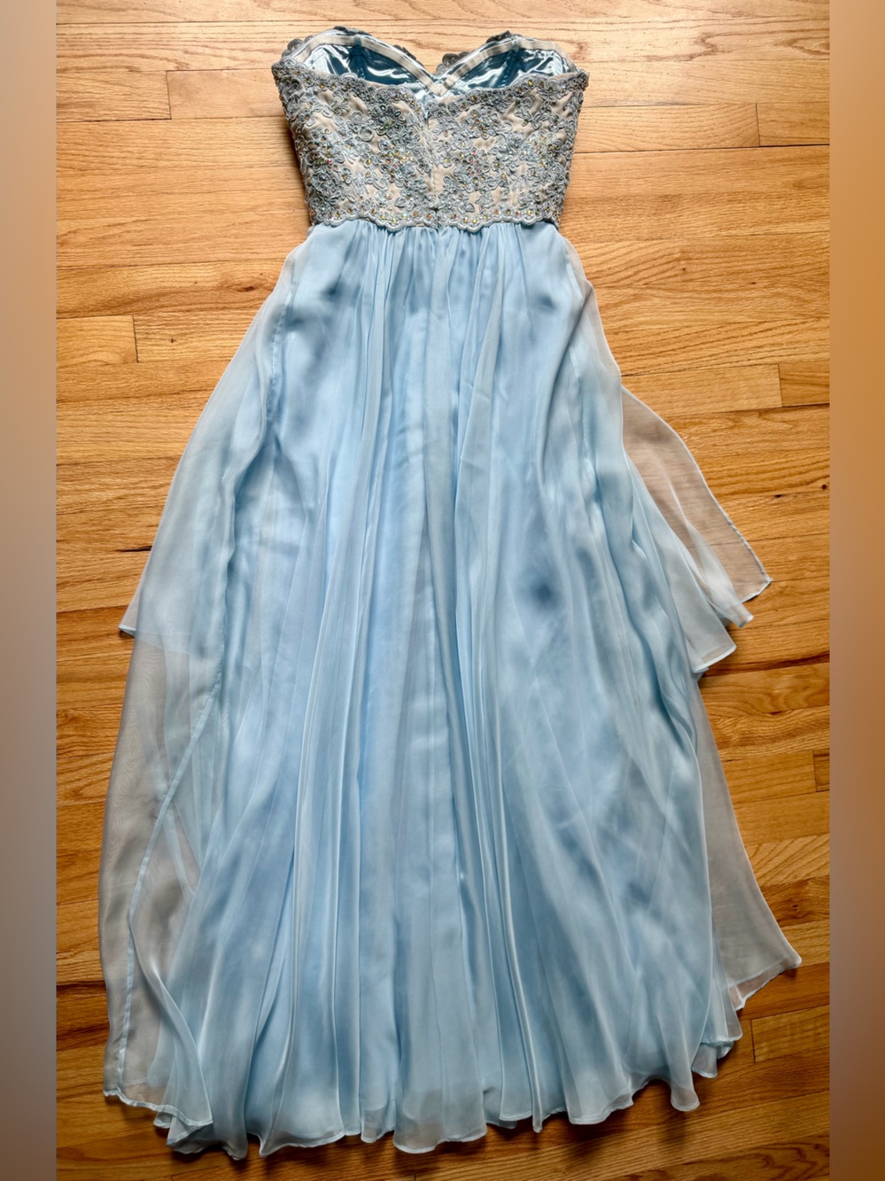 La Femme long light blue formal dress with lace embellished bodice - Picture 10 of 12